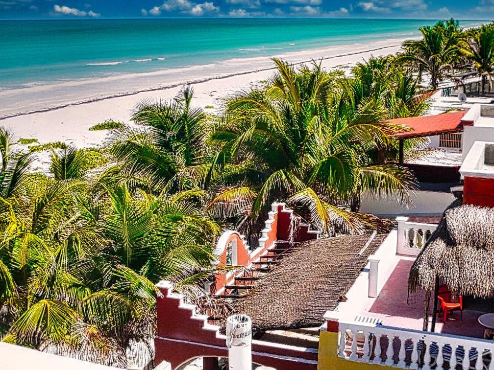 Beachfront Casa Maya Lodge El Cuyo Luaran gambar